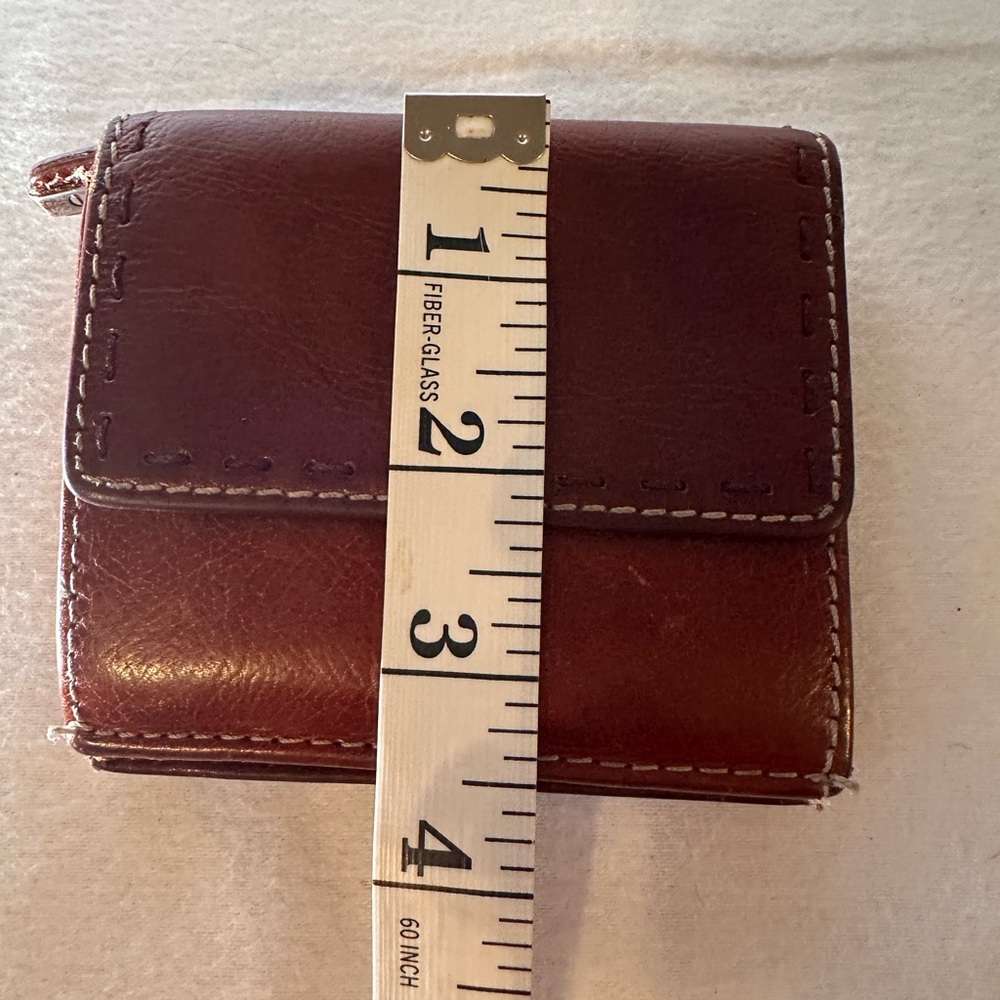 Fossil Rich Brown Leather Wallet - Picture 2 of 11